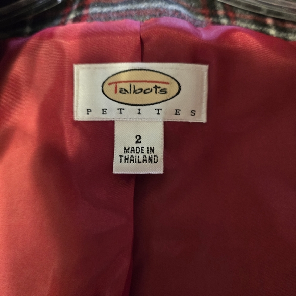 Like new Talbots petite plaid wool coal. - Picture 7 of 8